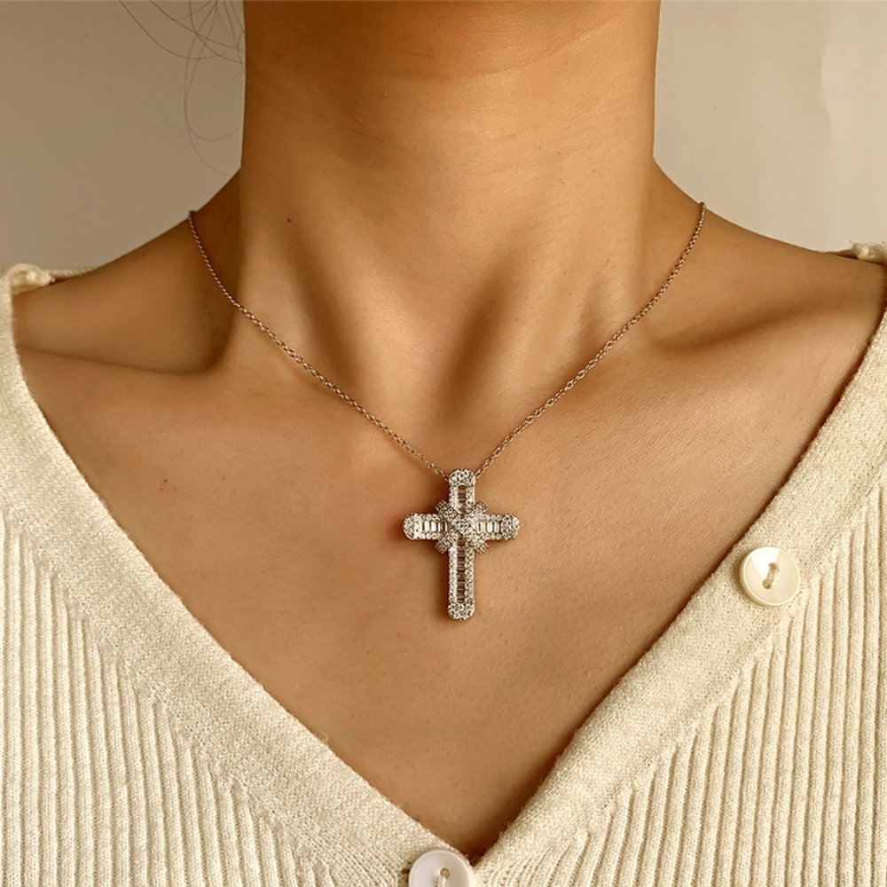 Sterling sliver diamond cross - Picture 11 of 13